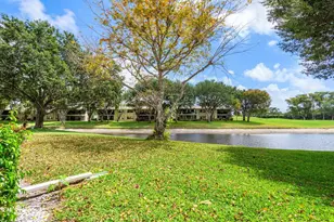 34 Stratford Ln, Boynton Beach, FL 33436 - Photo 36