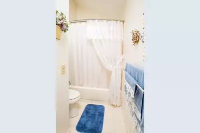 2285 Saratoga Lane, West Palm Beach, FL 33409 - Photo 26