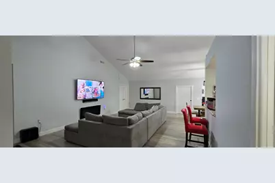 2285 Saratoga Lane, West Palm Beach, FL 33409 - Photo 6