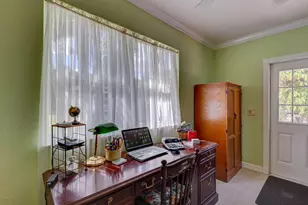 108 NE Carlisle Ln, Port Saint Lucie, FL 34952 - Photo 22