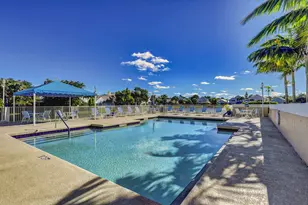 7 Wyndham Ln, Palm Beach Gardens, FL 33418 - Photo 40