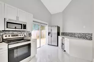 7 Wyndham Ln, Palm Beach Gardens, FL 33418 - Photo 22