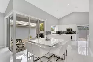 7 Wyndham Ln, Palm Beach Gardens, FL 33418 - Photo 14