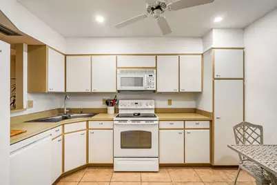 3939 Ocean Drive #408c, Vero Beach, FL 32963 - Photo 8