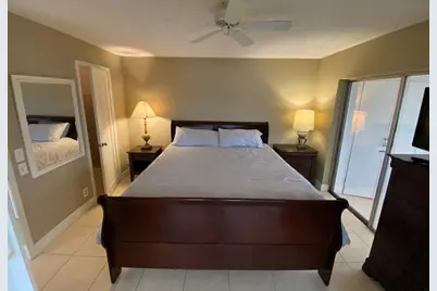 224 Chatham #K, West Palm Beach, FL 33417 - Photo 10