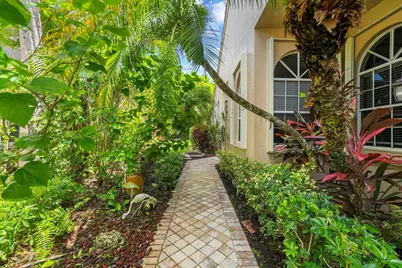 4663 Carlton Golf Drive, Lake Worth, FL 33449 - Photo 2