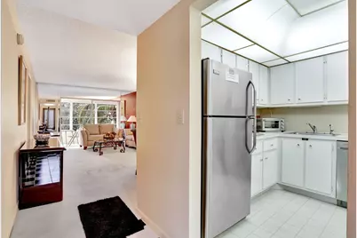 2951 NW 46th Avenue #201, Lauderdale Lakes, FL 33313 - Photo 8
