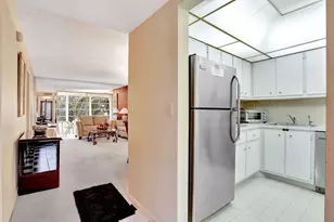 2951 NW 46th Ave, Lauderdale Lakes, FL 33313 - Photo 8