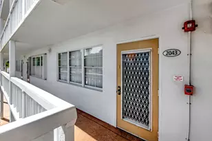 2043 Cambridge C, Deerfield Beach, FL 33442 - Photo 18
