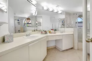 15499 N Miami Lakeway N, Miami Lakes, FL 33014 - Photo 22