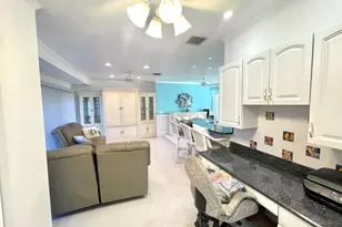 880 SE Degan Dr, Port Saint Lucie, FL 34983 - Photo 8