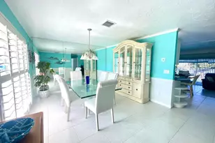 880 SE Degan Dr, Port Saint Lucie, FL 34983 - Photo 4