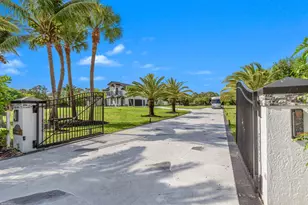 19361 W Sycamore Dr, Loxahatchee, FL 33470 - Photo 6