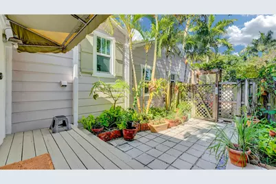42 Palm Square, Delray Beach, FL 33483 - Photo 28