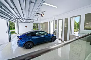 8119 Man O War Rd, Palm Beach Gardens, FL 33418 - Photo 42