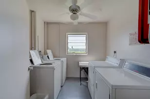 3050 N Palm Aire Dr, Pompano Beach, FL 33069 - Photo 38