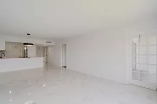 3050 N Palm Aire Dr, Pompano Beach, FL 33069 - Photo 26