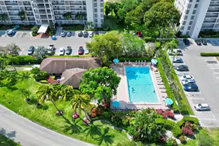 3050 N Palm Aire Dr, Pompano Beach, FL 33069 - Photo 6