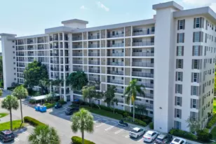 3050 N Palm Aire Dr, Pompano Beach, FL 33069 - Photo 2