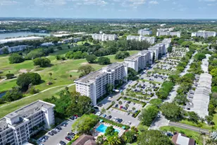 3050 N Palm Aire Dr, Pompano Beach, FL 33069 - Photo 40