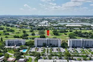 3050 N Palm Aire Dr, Pompano Beach, FL 33069 - Photo 4