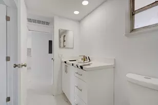 3050 N Palm Aire Dr, Pompano Beach, FL 33069 - Photo 36