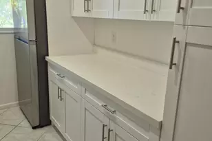 732 South Dr, Delray Beach, FL 33445 - Photo 2