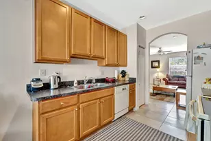 2061 SE Glen Ridge Dr, Port Saint Lucie, FL 34952 - Photo 8