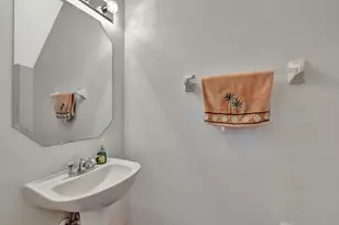 2061 SE Glen Ridge Dr, Port Saint Lucie, FL 34952 - Photo 10