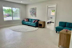 214 SW 3rd St, Boca Raton, FL 33432 - Photo 4