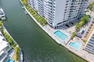 137 Golden Isles Dr, Hallandale Beach, FL 33009 - Photo 46
