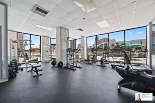 137 Golden Isles Dr, Hallandale Beach, FL 33009 - Photo 28