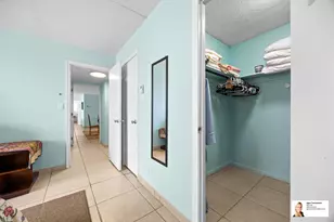 137 Golden Isles Dr, Hallandale Beach, FL 33009 - Photo 24