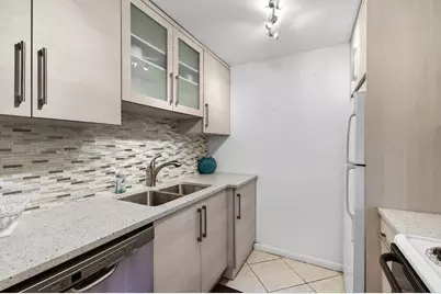 2070 Guildford D, Boca Raton, FL 33434 - Photo 18