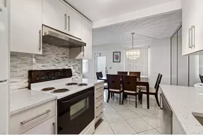 2070 Guildford D, Boca Raton, FL 33434 - Photo 20