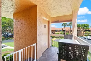 11255 Green Lake Dr, Boynton Beach, FL 33437 - Photo 8
