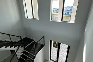 9180 Coral Isles Cir, Palm Beach Gardens, FL 33412 - Photo 8