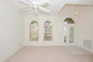 600 NW Lambrusco Dr, Port Saint Lucie, FL 34986 - Photo 8