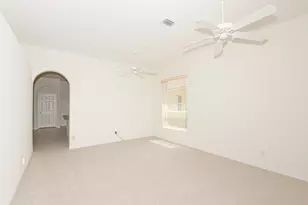 600 NW Lambrusco Dr, Port Saint Lucie, FL 34986 - Photo 12