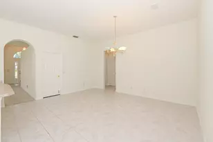 600 NW Lambrusco Dr, Port Saint Lucie, FL 34986 - Photo 20