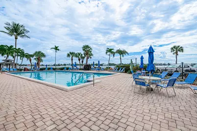 7020 Half Moon Circle #210, Hypoluxo, FL 33462 - Photo 8