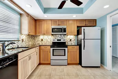 301 Lake Shore Drive #503, Lake Park, FL 33403 - Photo 6