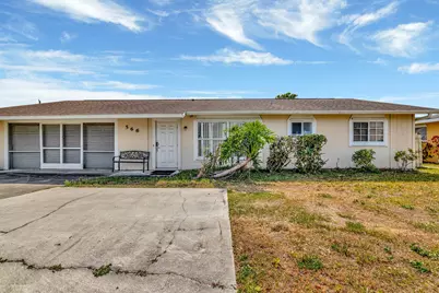 566 SE Floresta Drive, Port Saint Lucie, FL 34983 - Photo 2
