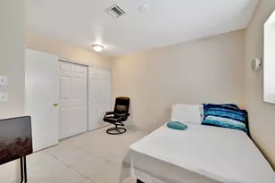 566 SE Floresta Dr, Port Saint Lucie, FL 34983 - Photo 20