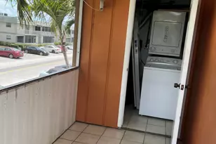 457 Flanders J, Delray Beach, FL - Photo 10