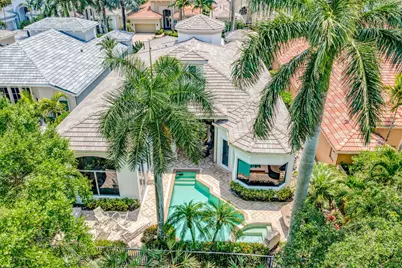 119 Via Paradisio, Palm Beach Gardens, FL 33418 - Photo 2