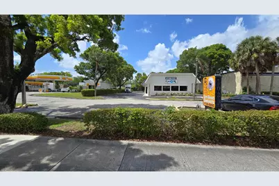 7020 W Commercial Boulevard, Lauderhill, FL  - Photo 18
