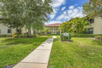 361 SW South River Drive #103, Stuart, FL 34997 - Photo 4