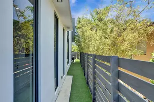 2514 NE 21st St, Fort Lauderdale, FL 33305 - Photo 42