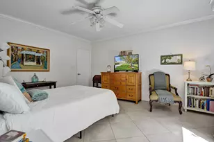 894 Camino Gardens Ln, Boca Raton, FL 33432 - Photo 16